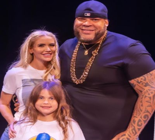 George Murdoch with his wife, Ingrid Rinck, and daughter, Georgie Jane Murdoch. 
